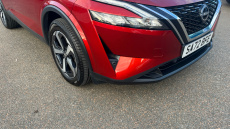 Nissan Qashqai 1.3 DiG-T MH N-Connecta 5dr Petrol Hatchback